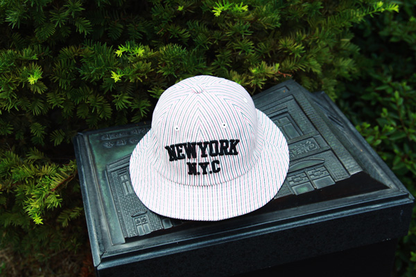 sale_ 교환&amp;환불 불가 ; new york stripe crusher hat ; rd [ 2color / free size ] 뉴욕 스트라이프 벙거지